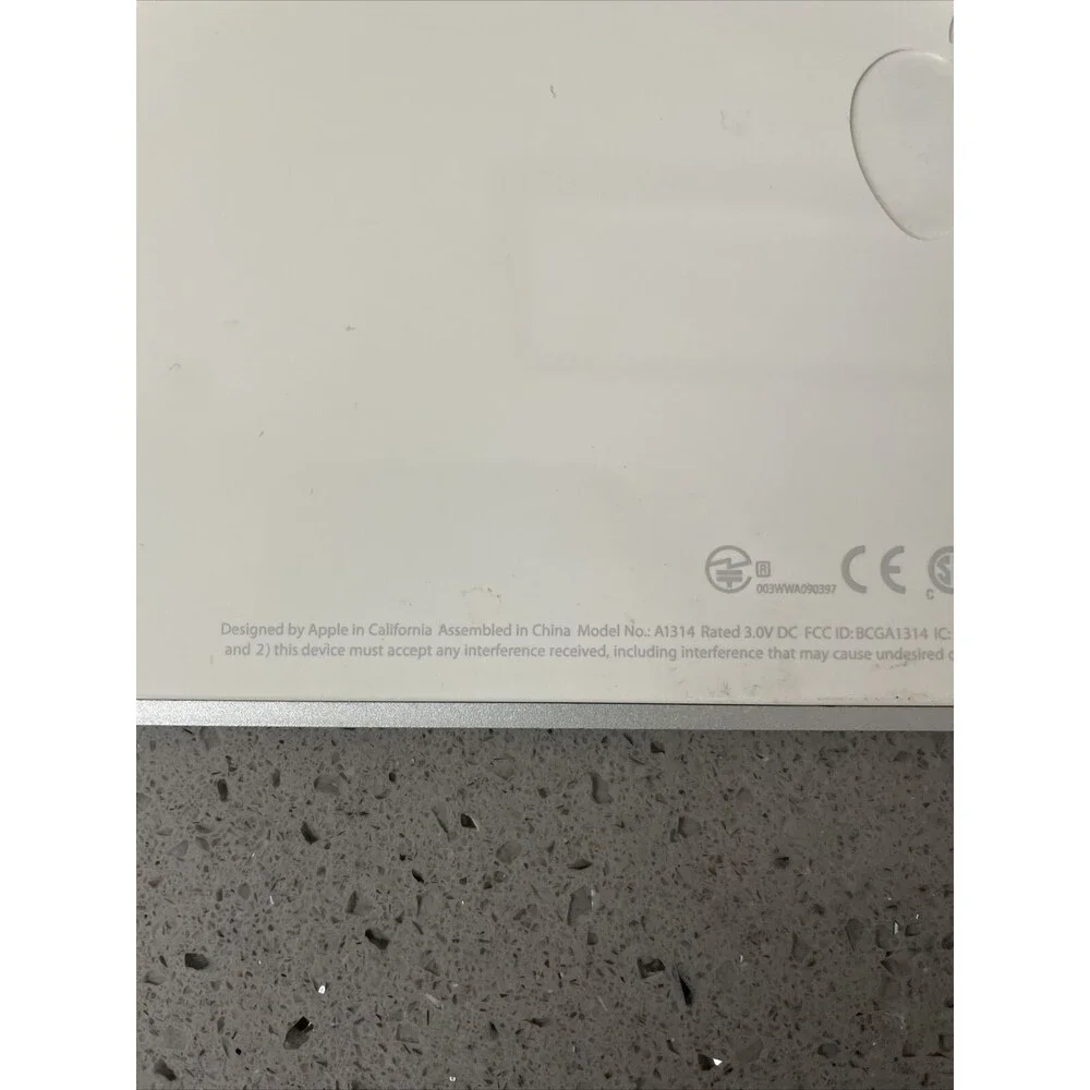 Genuine Apple A1314 wireless bluetooth keyboard not working, AS-IS for parts